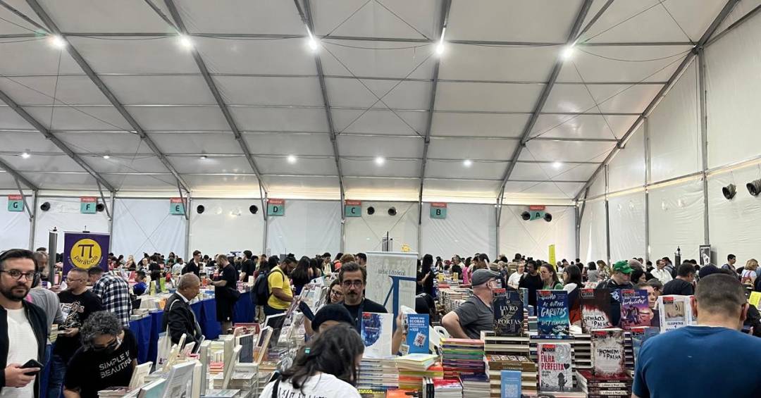 Unesp realiza Feira do Livro com descontos de ao menos 50% e Fórum com Nobel de Literatura