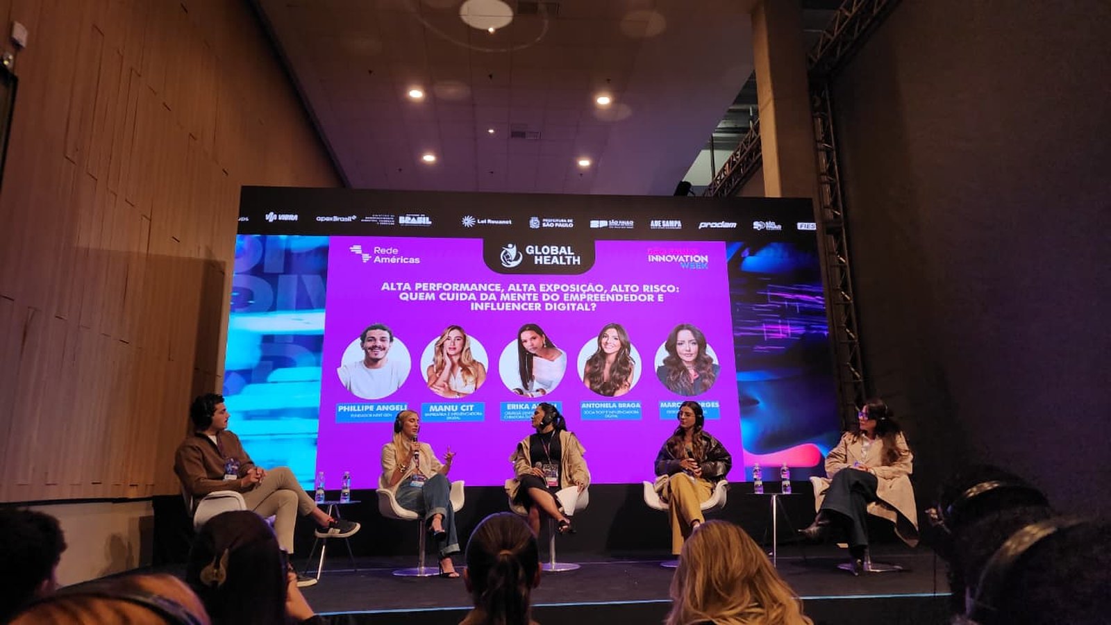 Alta exposição e alto risco: quem cuida da mente do empreendedor e influencer digital?