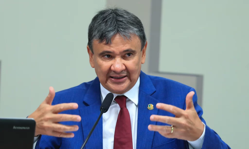 Ministro Wellington Dias afirma que Bolsa Família ajudou milhões a conquistar renda própria.