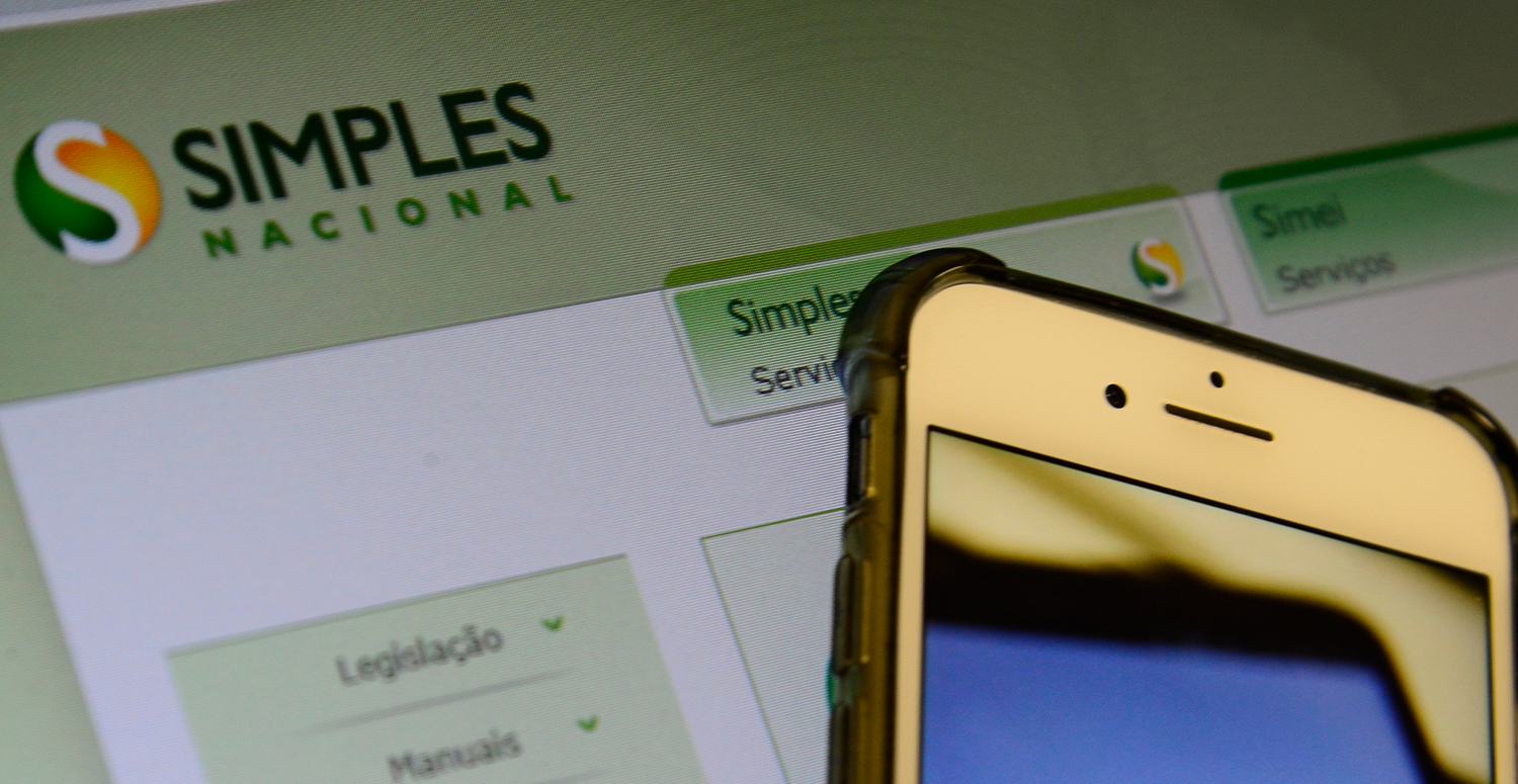 Reforma tributária traz incertezas ao Simples Nacional já em 2026