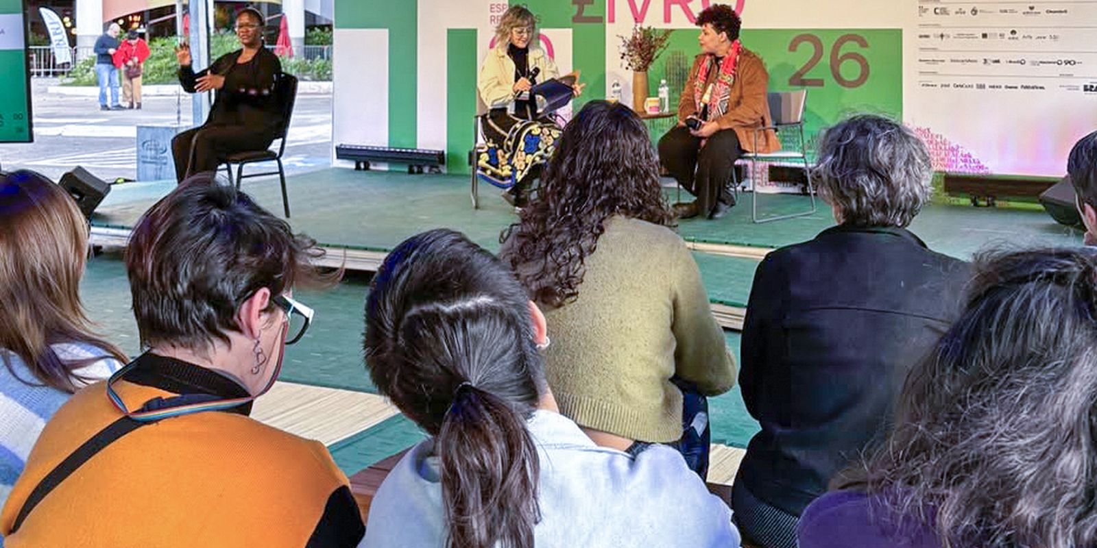 Literatura como resistência: tema ganha espaço n’A Feira do Livro