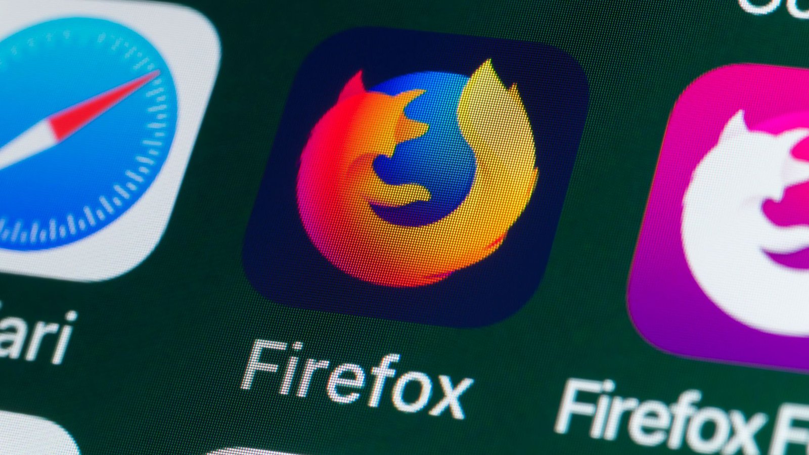 Chrome e Firefox corrigem mais de 70 falhas, incluindo sete vulnerabilidades críticas