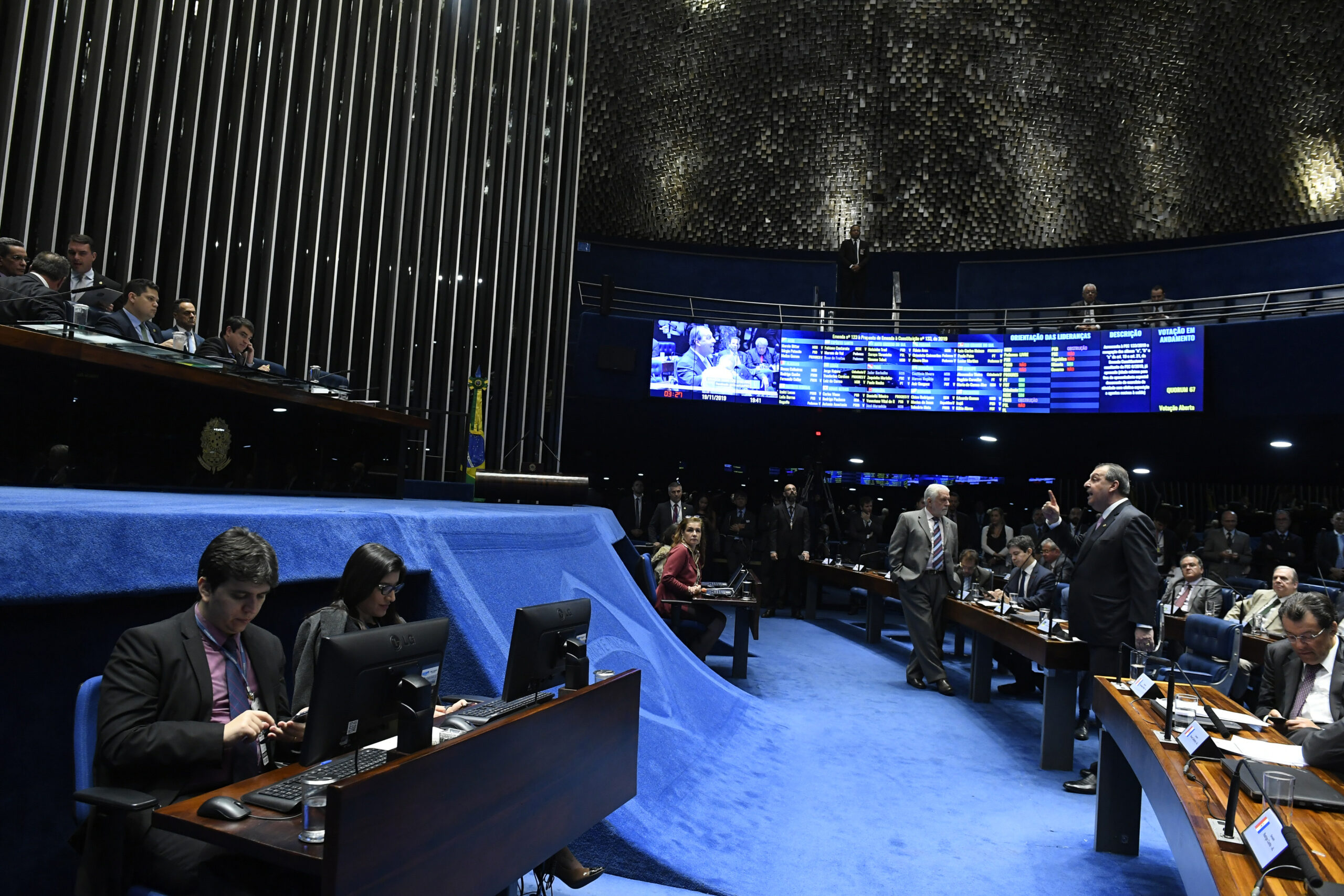 Fim da escala 6×1 avança no Congresso; saiba o que falta para a proposta virar realidade