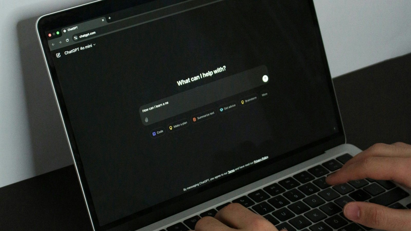 OpenAI e Microsoft são processadas por 'copiar' textos de jornais