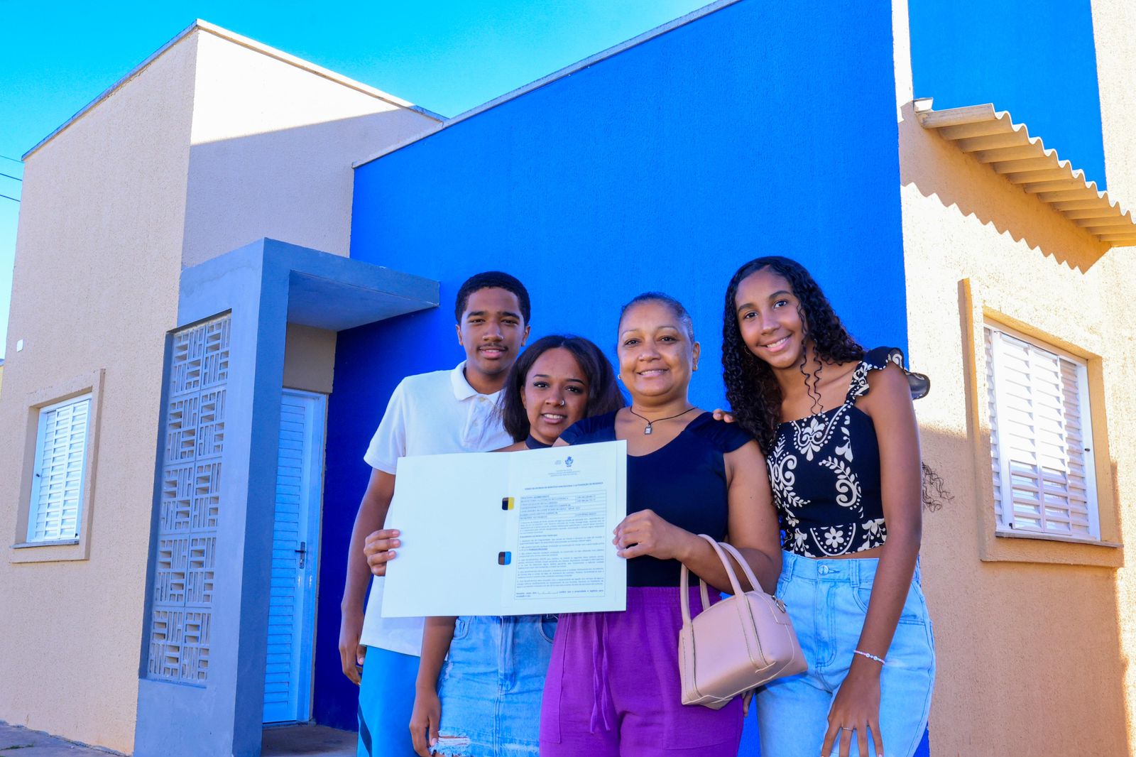 85 famílias de Urutaí e Cezarina realizam sonho da casa própria