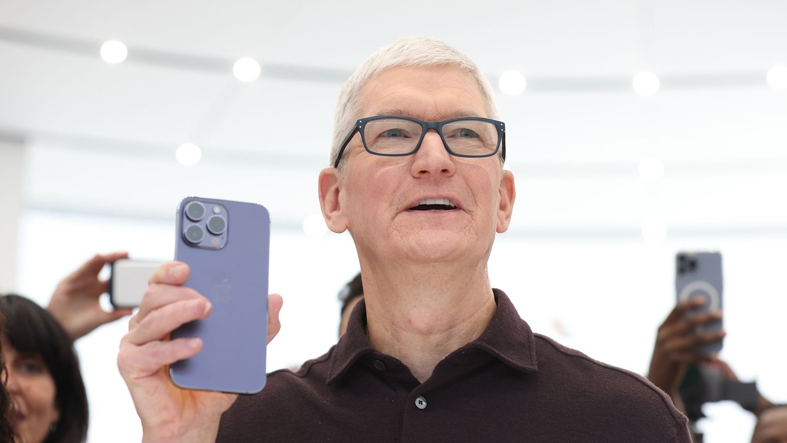 Apple quer autorização de Trump para usar memórias de fabricantes chineses