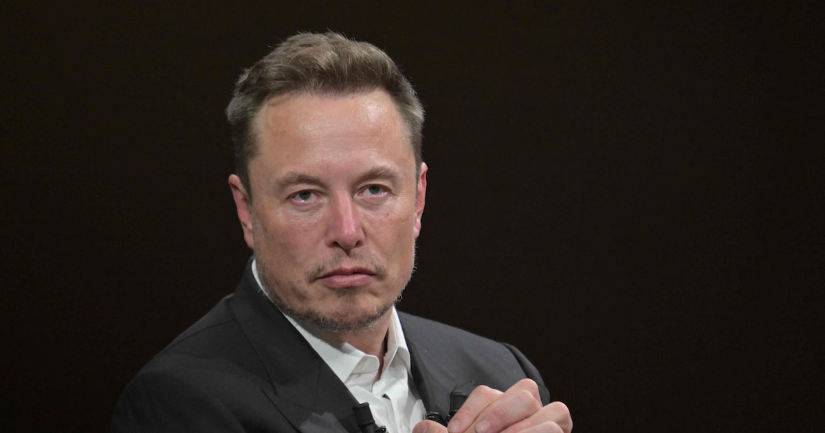 Elon Musk confirma estudos sobre fusão entre Tesla e SpaceX
