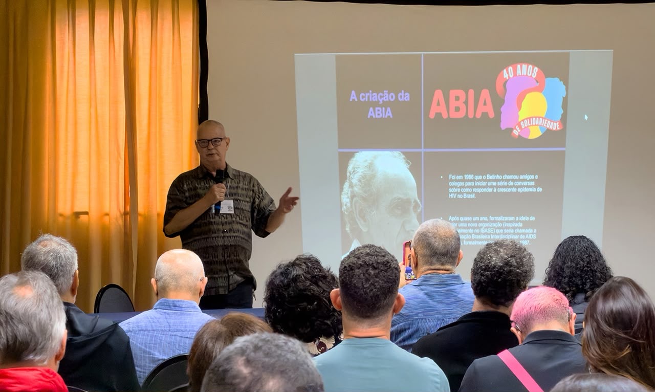 ABIA celebra 40 anos com debates sobre HIV e lançamento de acervo digital