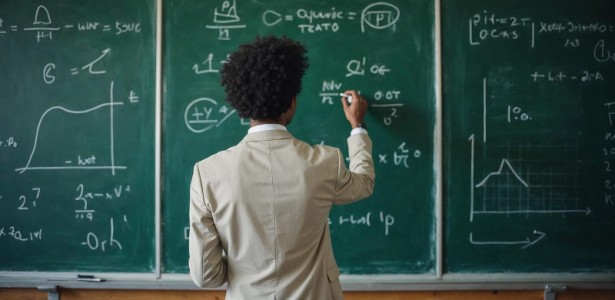 UFABC prorroga inscrições para 18 vagas de professor visitante