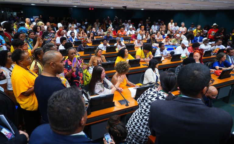 Movimento negro debate equidade racial e de gênero na UFBA para além das cotas