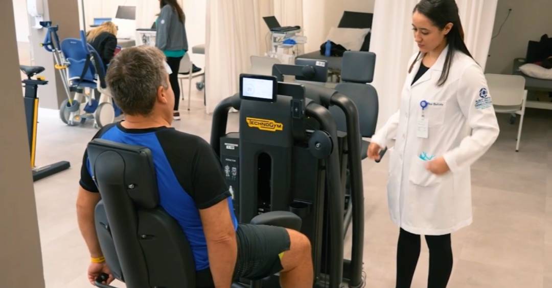 Fisioterapeuta ganha bem? Profissional da área responde essa e outras dúvidas da carreira